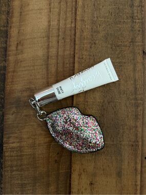 Victoria's Secret Minty Shine Lip Gloss with Glitter Lip Keychain